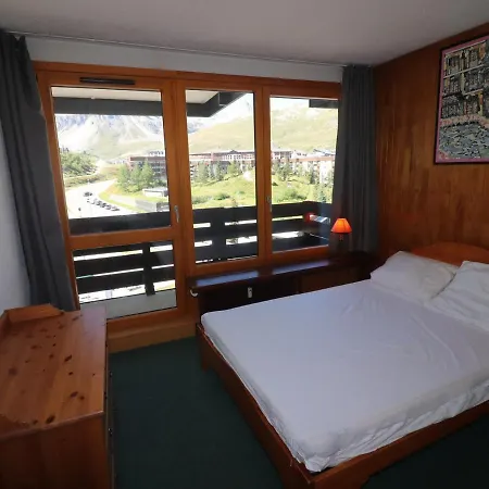 Apartment Pratique Avec Balcon, Au Pied Des Pistes Et Commerces, 6 Pers., - Fr-1-502-521 *